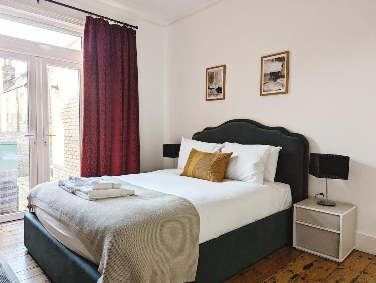 Appartement Colney Hatch Lane - Spacious 2-bed 2-bath With Private Garden